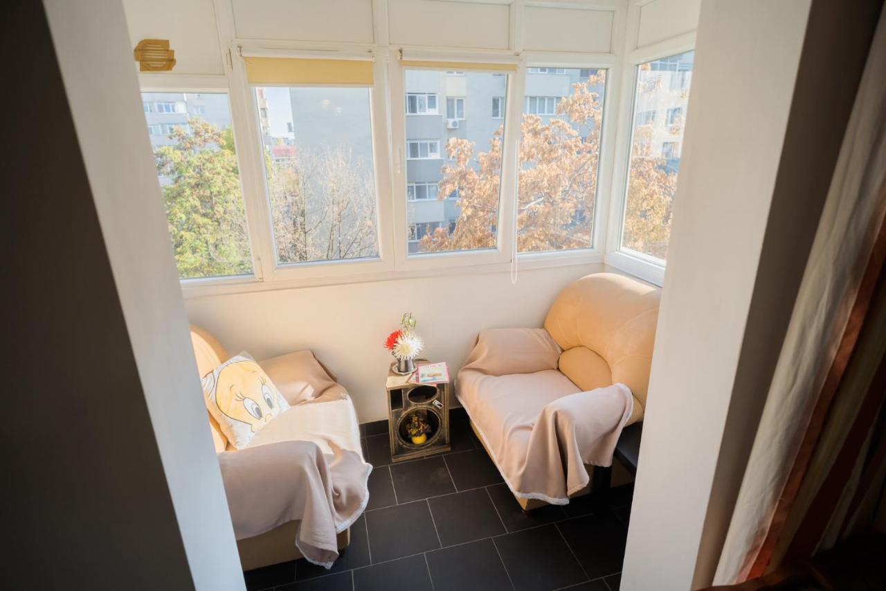 Rustic & Spacious 3Br Apartment Bucarest Extérieur photo
