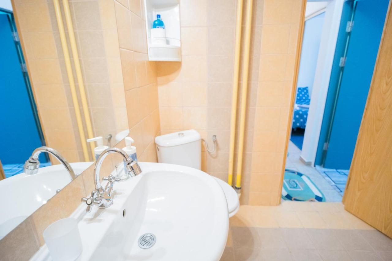 Rustic & Spacious 3Br Apartment Bucarest Extérieur photo